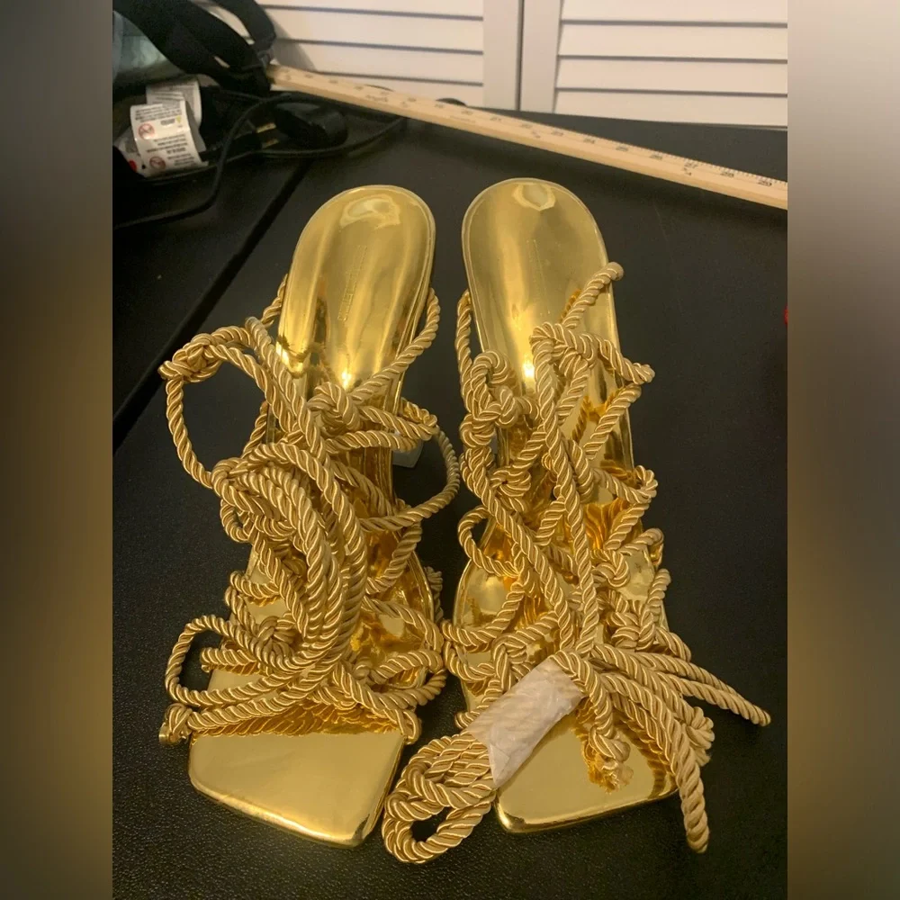 PrettyLittle Thing Gold Cake Stand Heels – Size 9 Lace-Up Square Toe